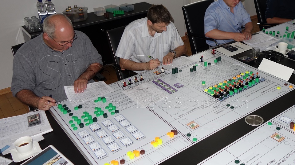 BWL Planspiel - BWL Planspiele - Projektmanagement Planspiel - Projektmanagement Planspiele - Projekt Planspiel - Projektplanspiel - Projektplanspiele - BWL Unternehmensplanspiel - BWL Unternehmensplanspiele - BWL General Management Planspiel - BWL Seminar - BWL Simulation - BWL Planspiel - BWL Planspiele